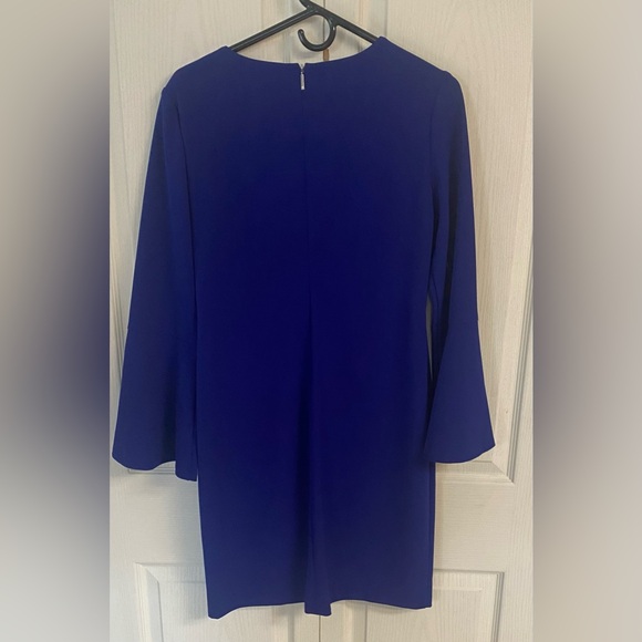 Lauren Ralph Lauren Women Blue Stretch
Crew-Neck Bell-Sleeve Cocktail Dress - Picture 3 of 5